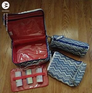 NWOT Stephanie Johnson Cosmetic/toiletry travel bags